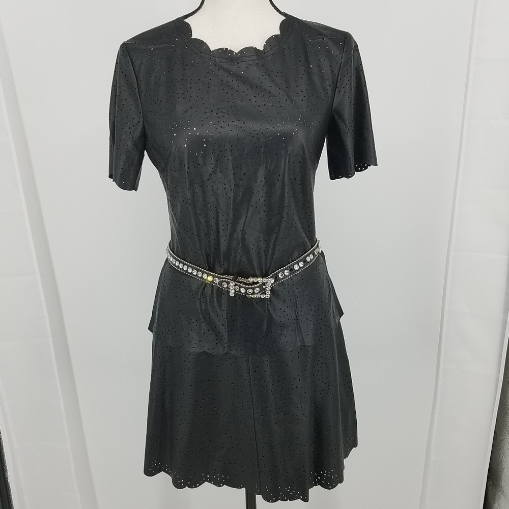 BCBG MAXAZRIA leather top & BB SIMON belt